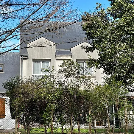 Maison De Longde - Homestay Villejuif