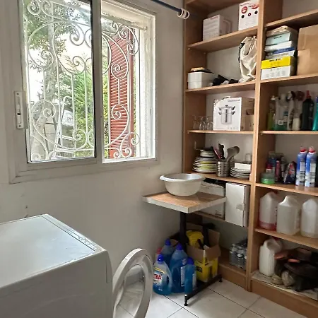 Maison De Longde - Homestay *