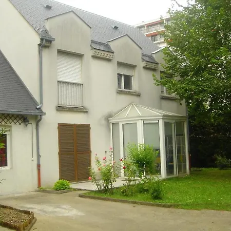 Privatunterkunft Maison De Longde -