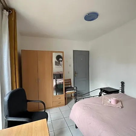Maison De Longde - * Villejuif