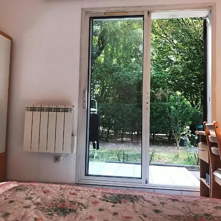 Maison De Longde - Homestay Villejuif