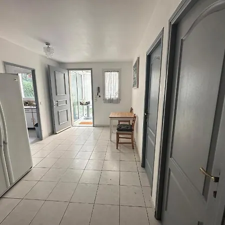 Homestay Maison De Longde - Villejuif